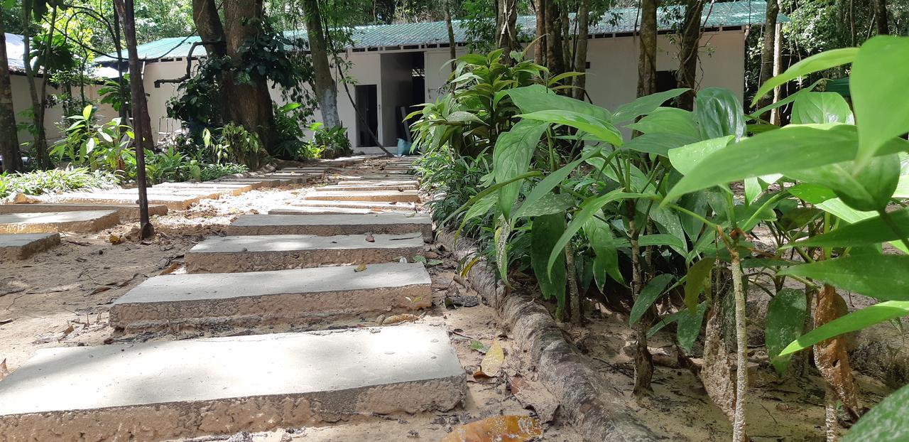 Jungle Republic Hostel Koh Rong Sanloem Exterior photo