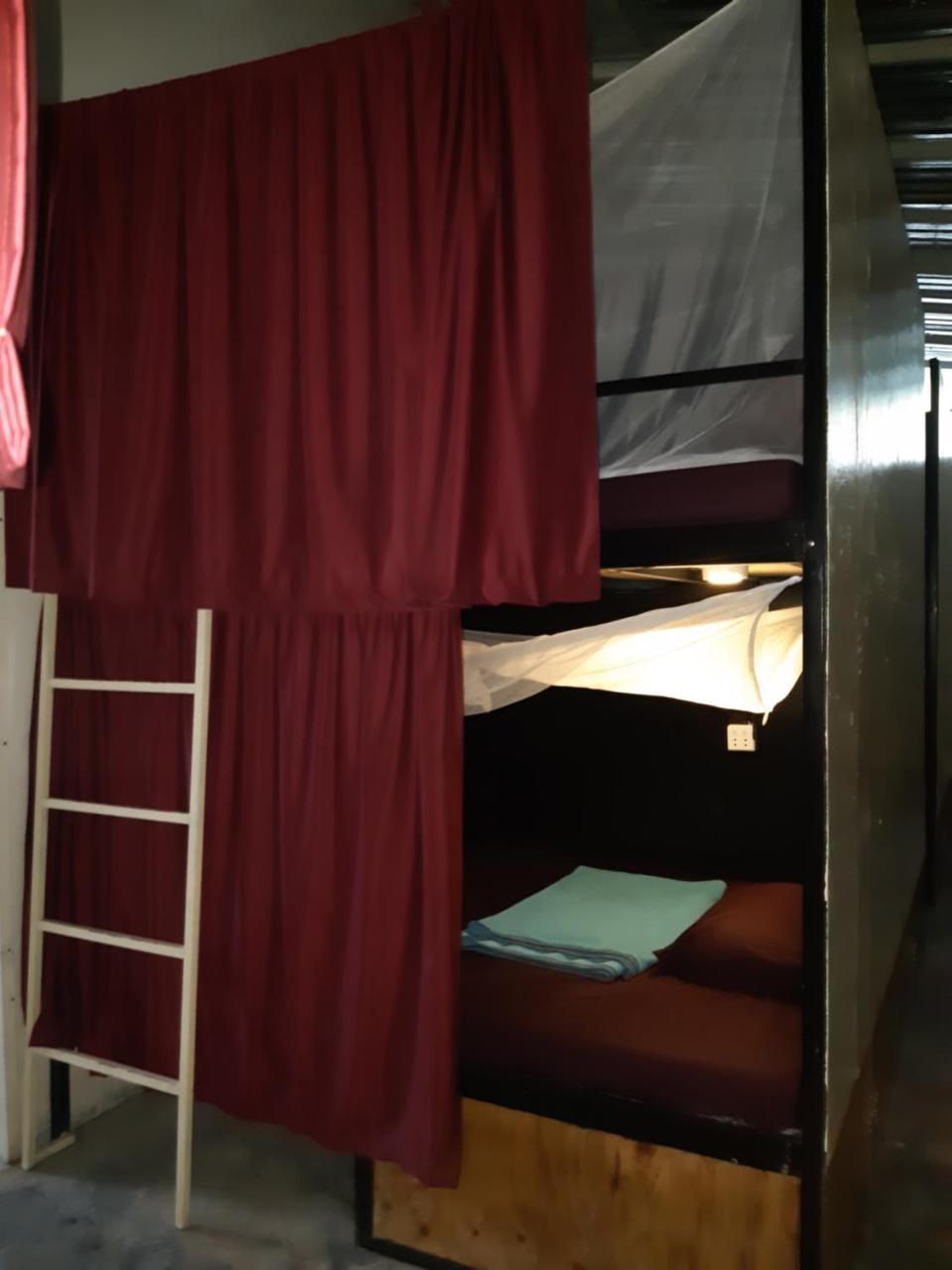 Jungle Republic Hostel Koh Rong Sanloem Exterior photo