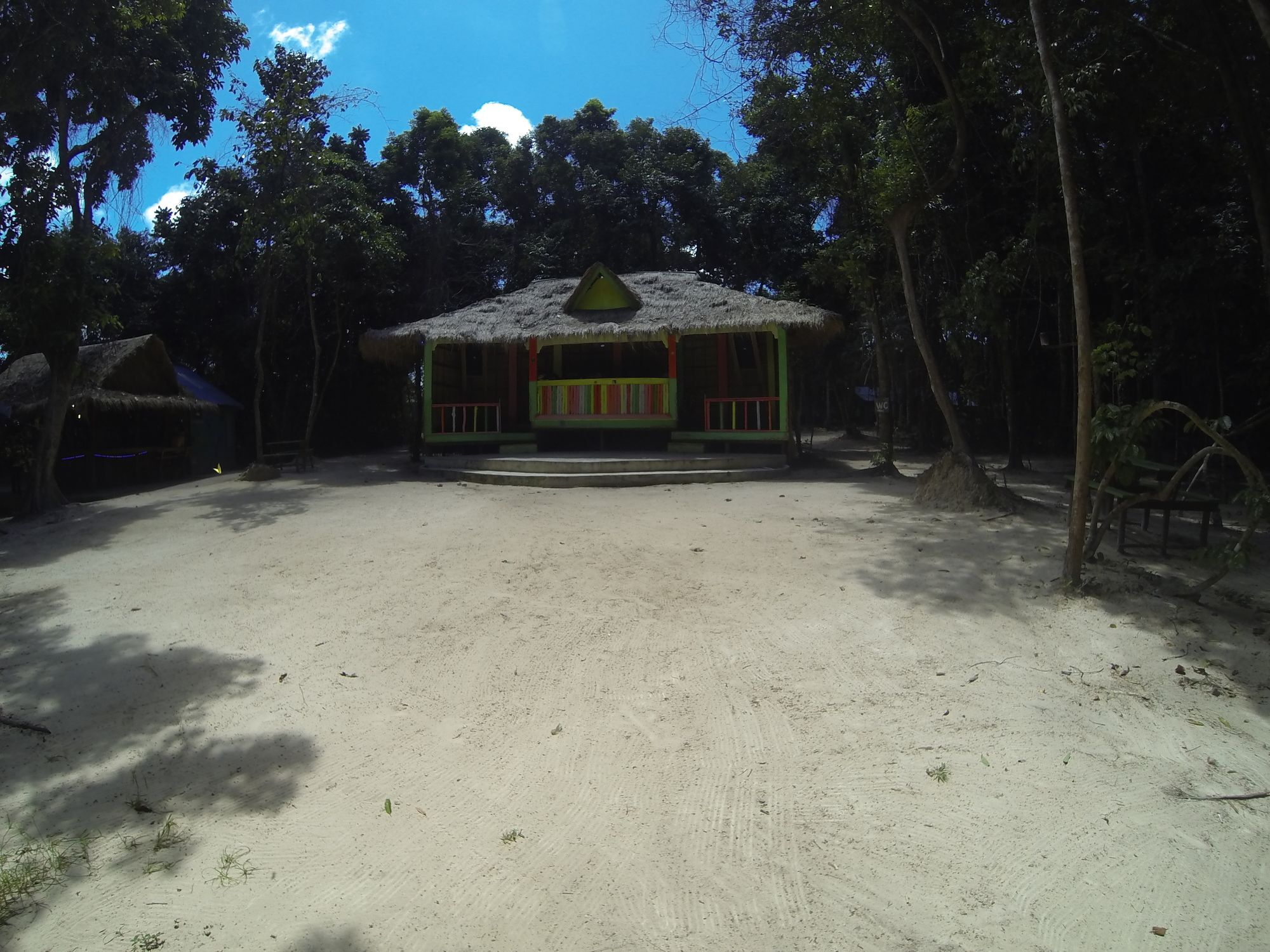 Jungle Republic Hostel Koh Rong Sanloem Exterior photo