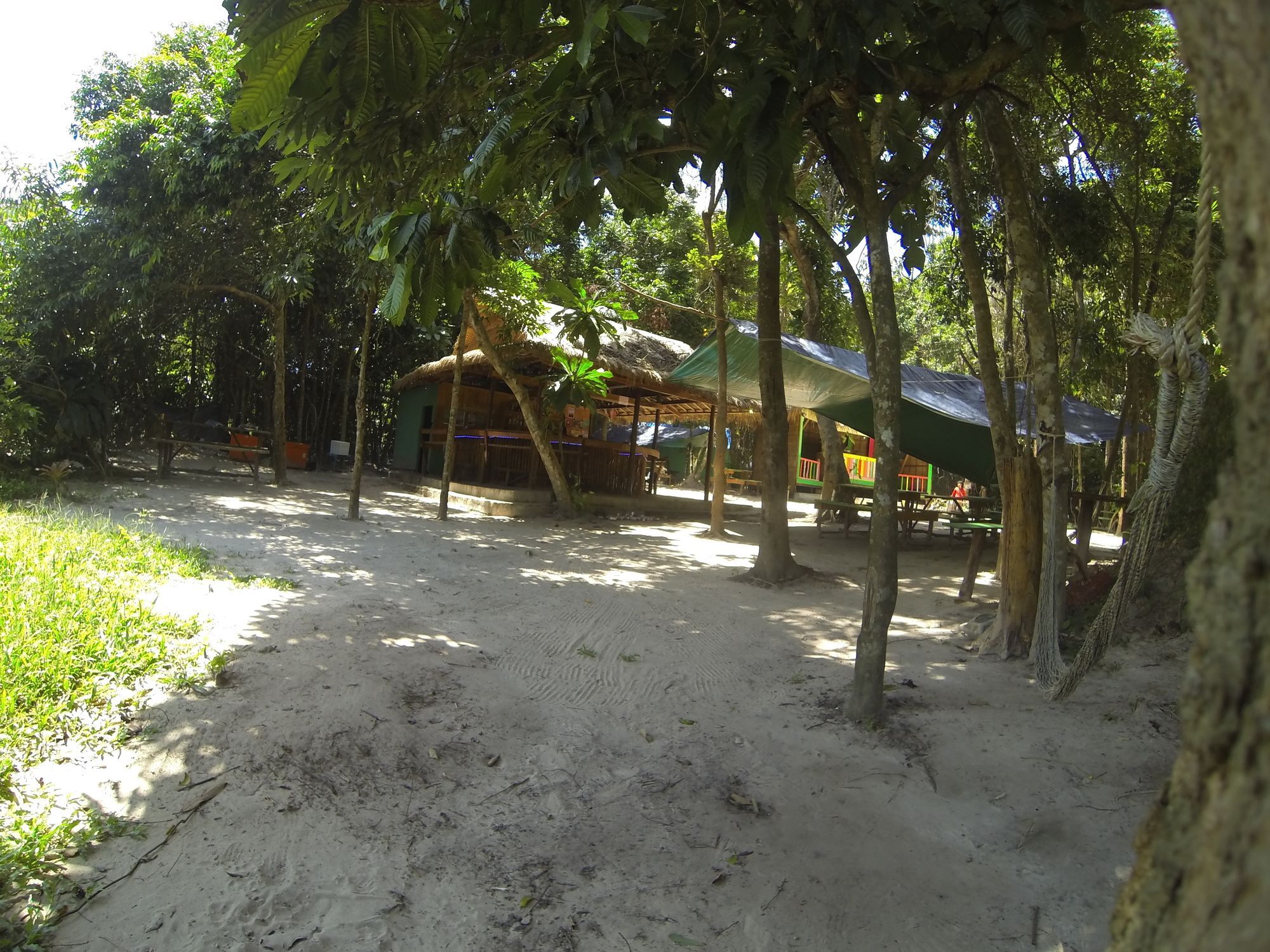 Jungle Republic Hostel Koh Rong Sanloem Exterior photo